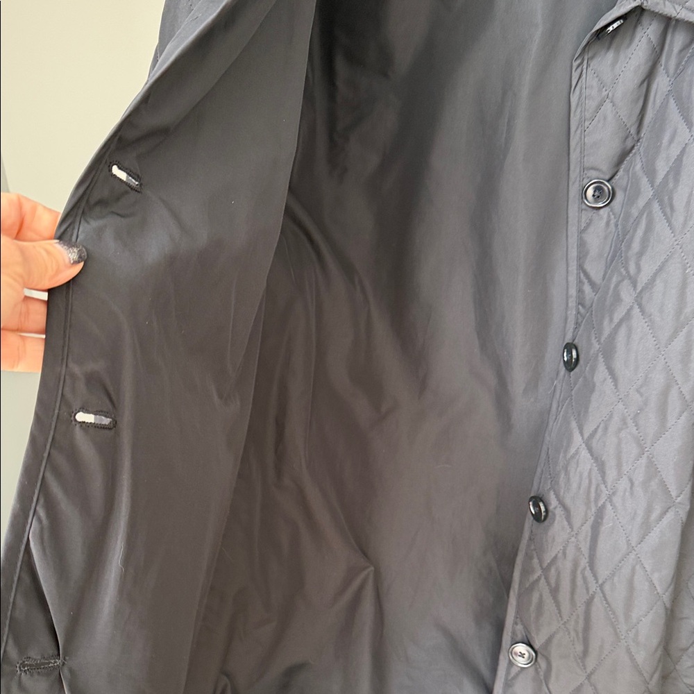 GAP Quilted Coat in Color Black and Size 10 - Picture 6 of 9
